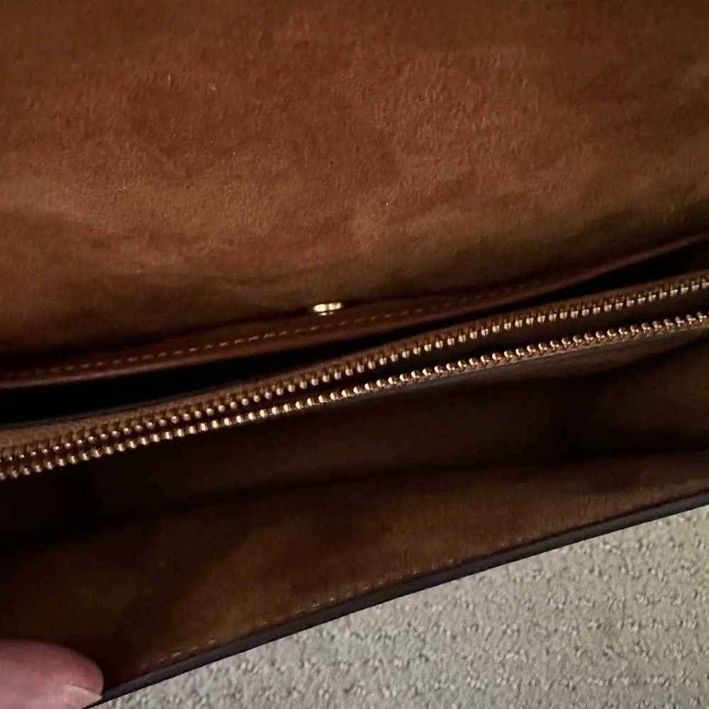 Coach elegant shoulder